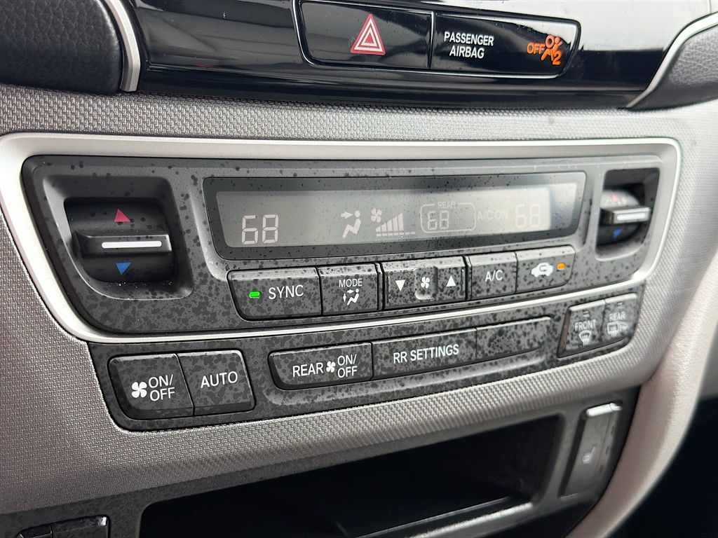 Used 2023 Blue Honda RTL image 15