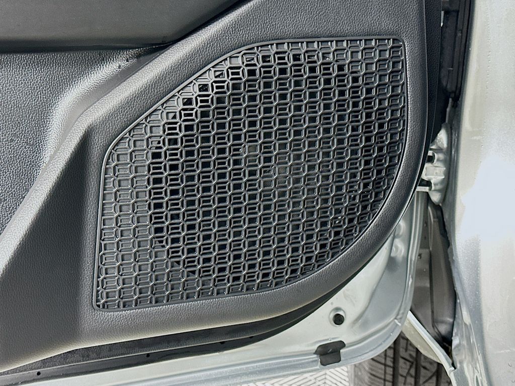 Thumbnail: 2025 Toyota Tacoma - 18