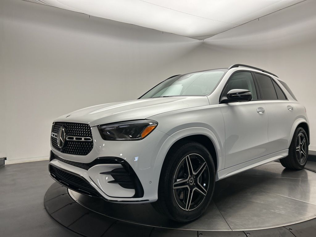 Thumbnail: 2025 Mercedes-Benz GLE - 3