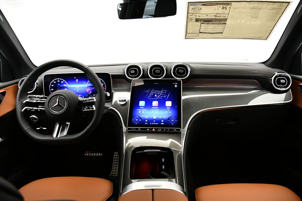 Thumbnail: 2025 Mercedes-Benz GLC - 18