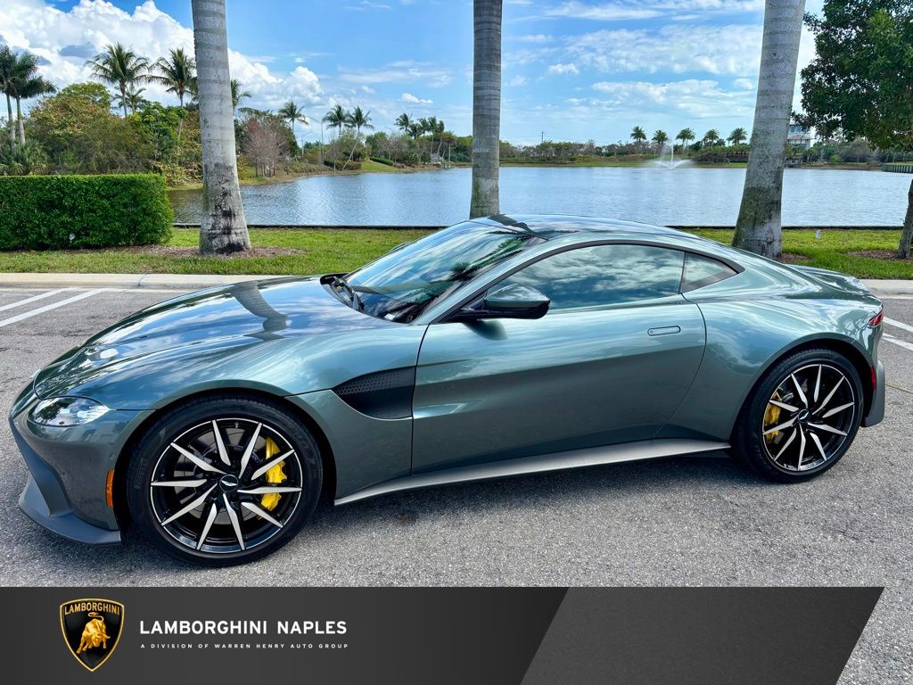 2019 Aston Martin Vantage RWD