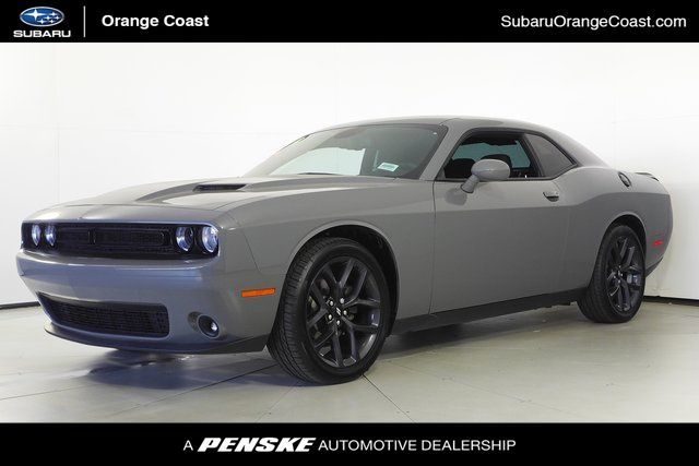 2019 Dodge Challenger SXT 1