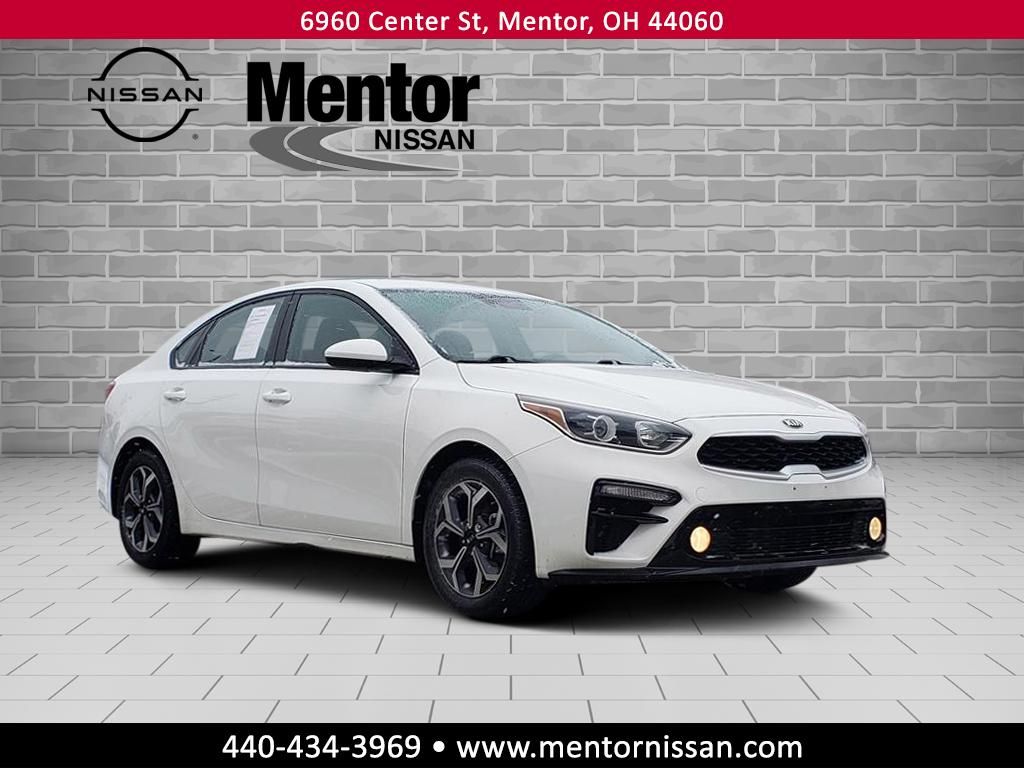 Clear White 2020 Kia Forte LXS FWD Sedan Front-Wheel Drive Continuously Variable Transmission