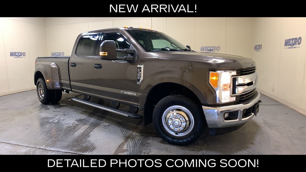 Caribou Metallic 2017 Ford F-350 Super Duty Pickup Truck 4X2 6-Speed Automatic