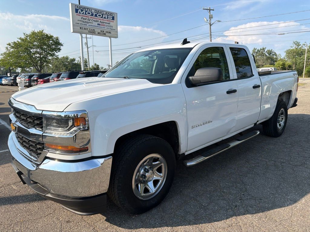 2018 Chevrolet Silverado 1500 Blanco (Summit White) Camioneta Todo terreno 6 velocidades Automática marcha alta