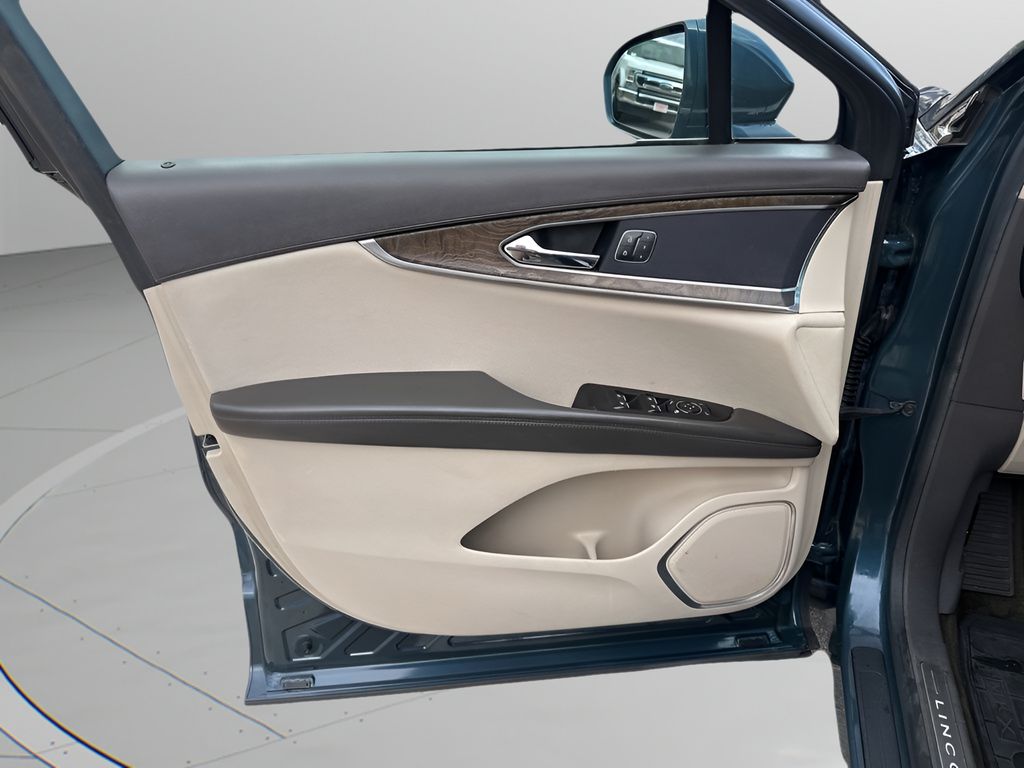 Used Car 2016 Lincoln Mkx  Reserve For Sale Under $15,000 In Austin, Texas