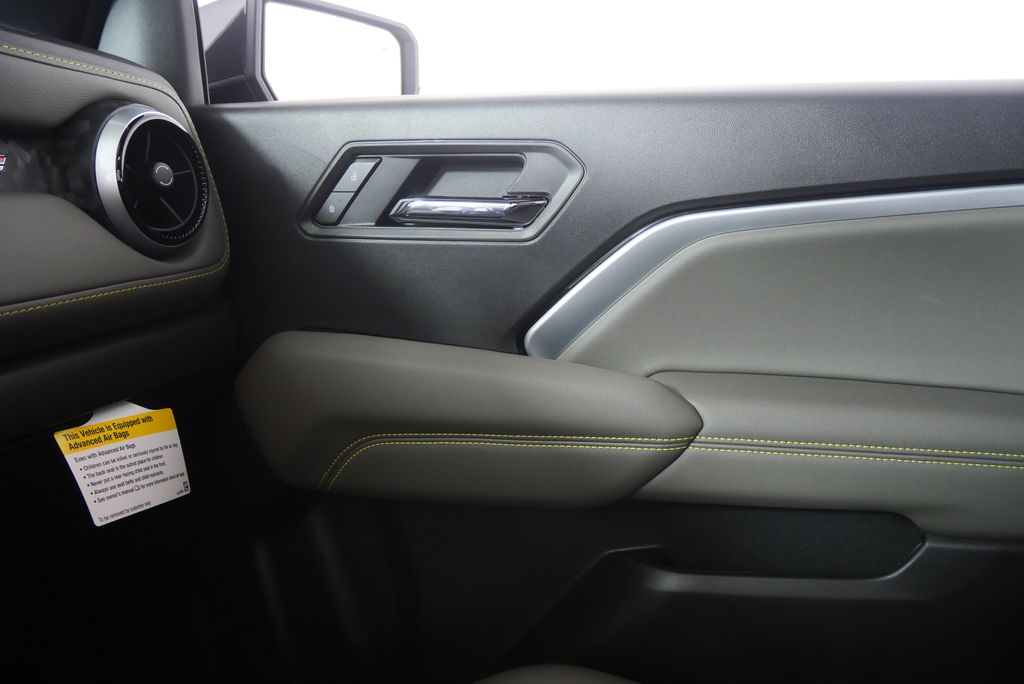 Thumbnail: 2026 Chevrolet Colorado - 28