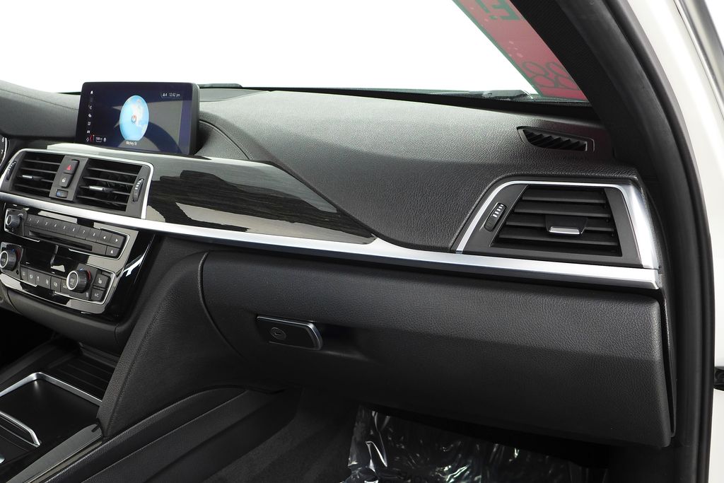 2018 BMW 3 Series 330i 14