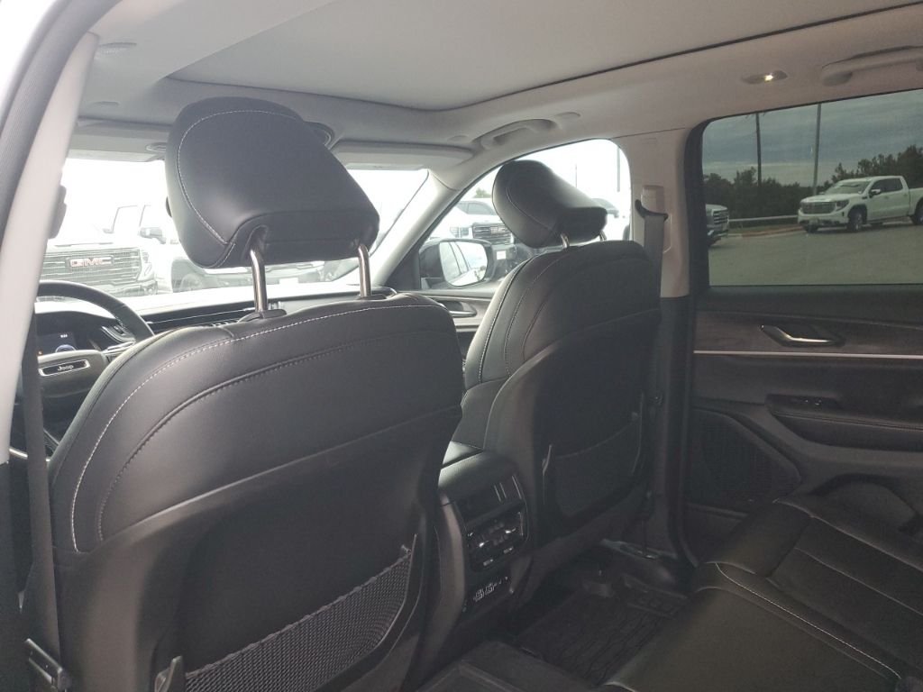 Used Car 2024 Jeep Grand Cherokee  Limited For Sale Under $35,000 In Austin, Texas