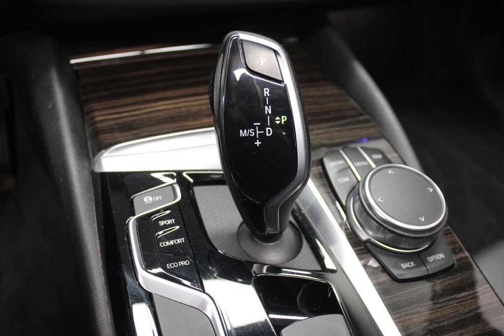 Thumbnail: 2019 BMW 5 Series - 14