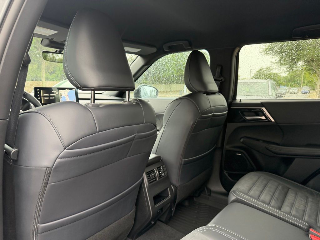 New 2026 Mitsubishi Outlander SUV
