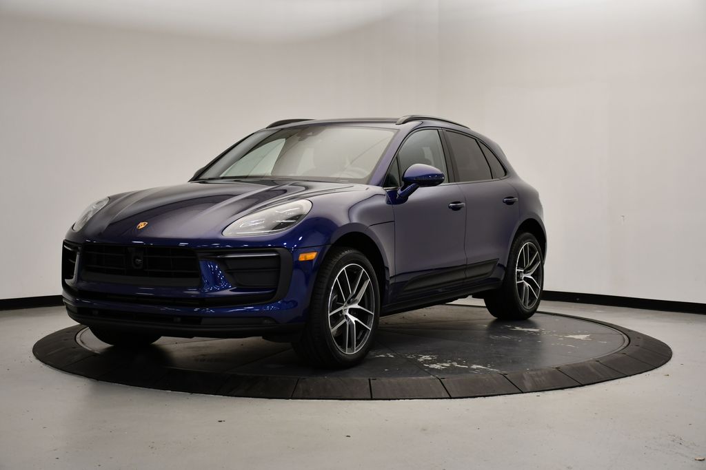 Thumbnail: 2026 Porsche Macan - 1