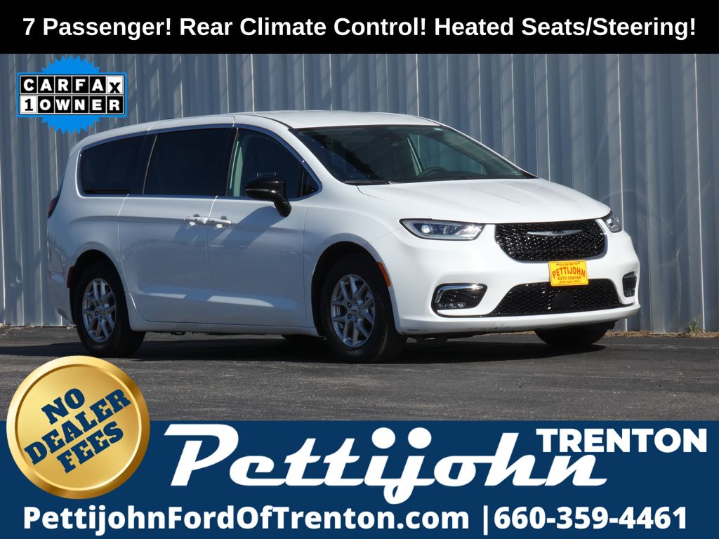  2024 Chrysler Pacifica Touring L FWD   