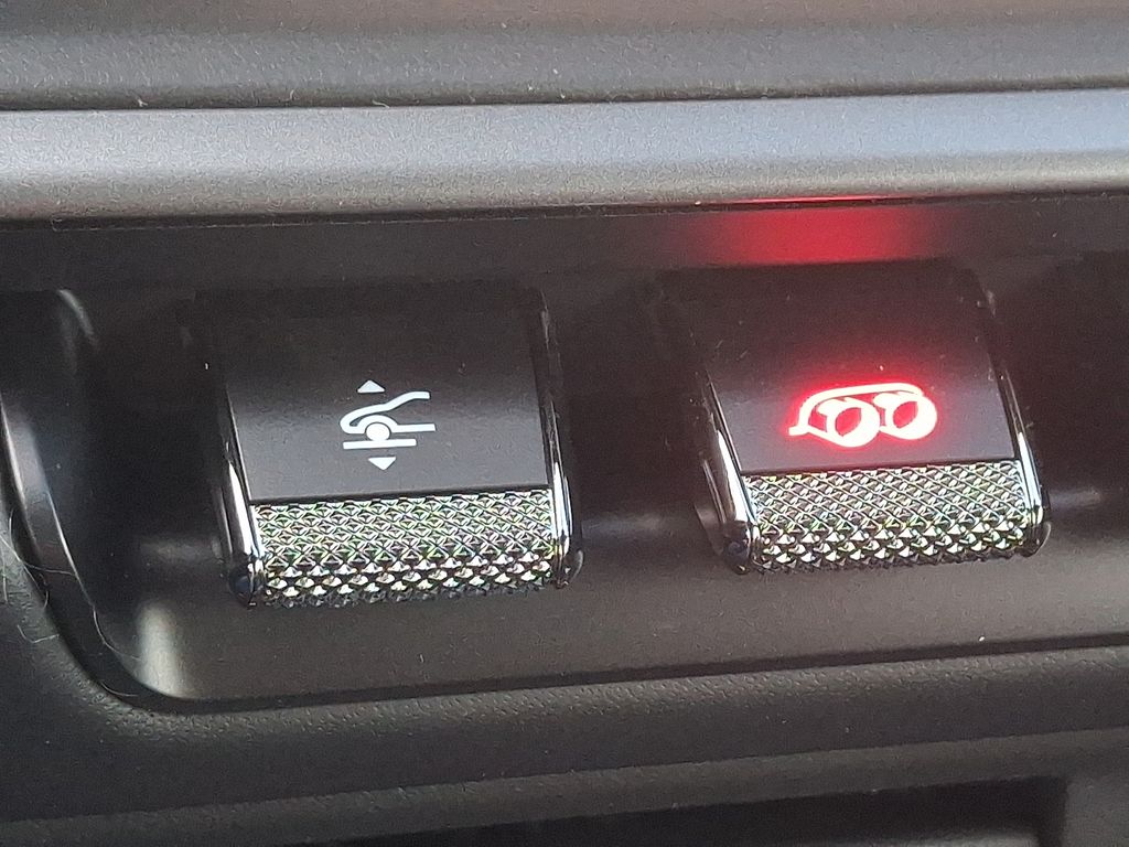 Thumbnail: 2026 Porsche 911 - 20