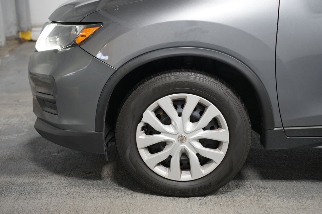 2018 Nissan Rogue S 5