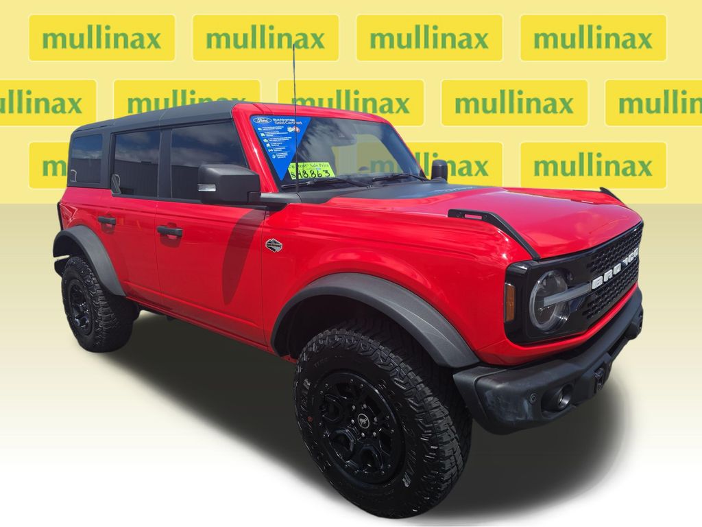 Race Red 2023 Ford Bronco SUV / Crossover Four-Wheel Drive Automatic