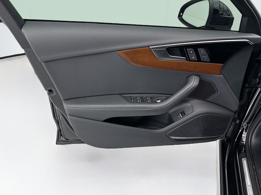 Thumbnail: 2023 Audi A4 - 23