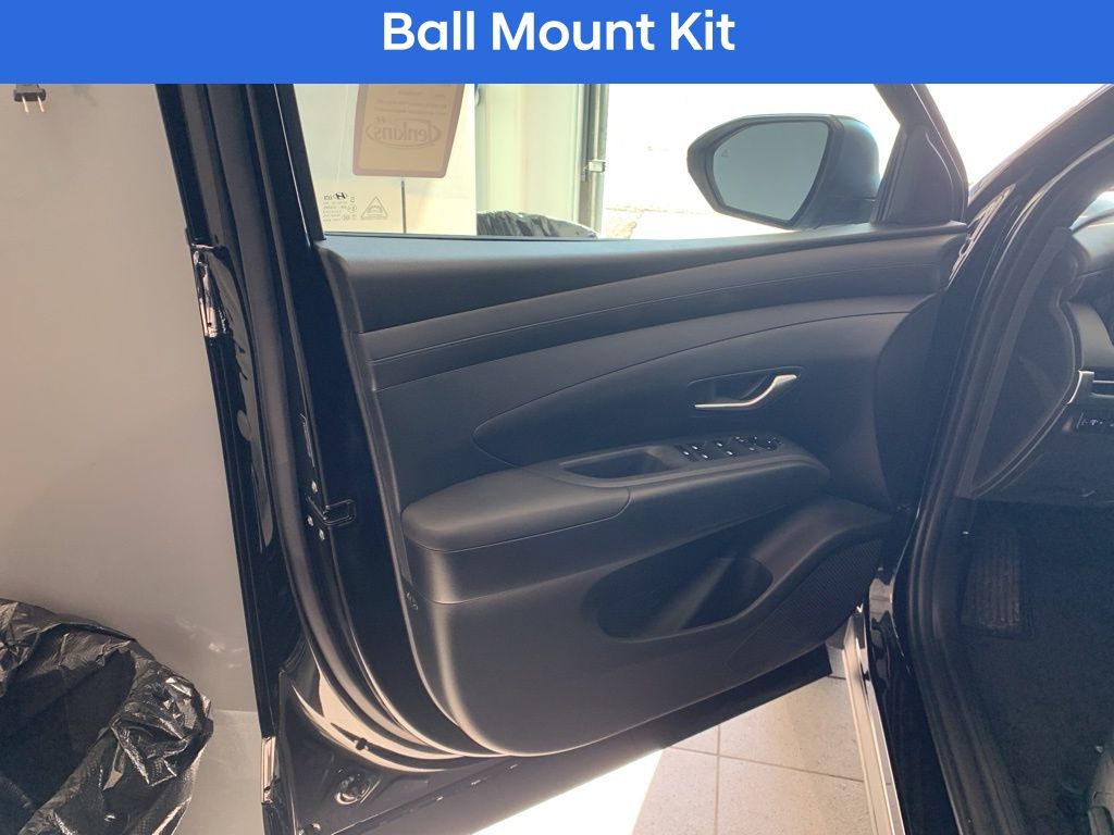 New 2026 Black Hyundai SEL image 5