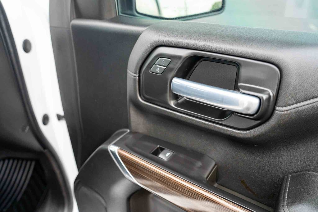 Used Car 2021 Chevrolet Silverado 1500  Lt For Sale Under $30,000 In Austin, Texas