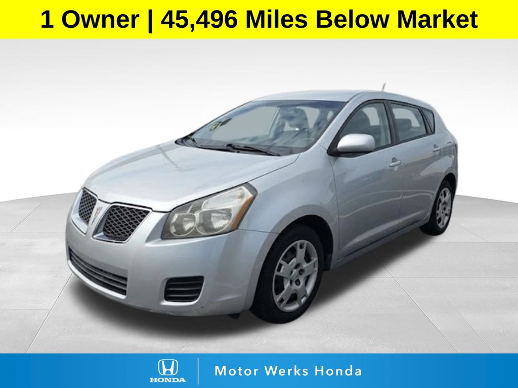 Gray (Liquid Platinum Metallic) 2009 Pontiac Vibe Hatchback Front-Wheel Drive 5-Speed Automatic