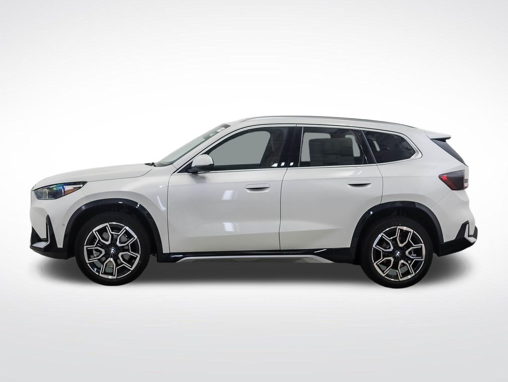 Thumbnail: 2026 BMW X1 - 2