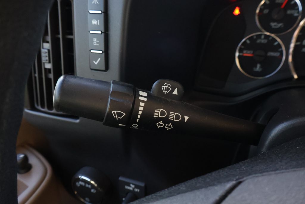 Thumbnail: 2022 Chevrolet Express - 20