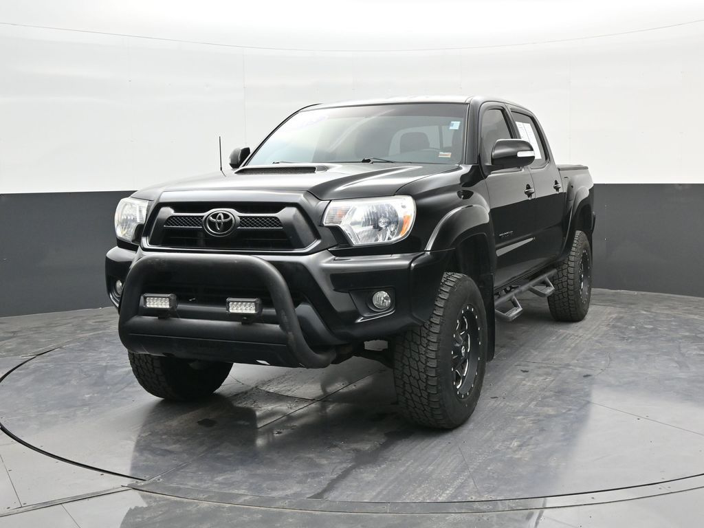 View vehicle photo 3