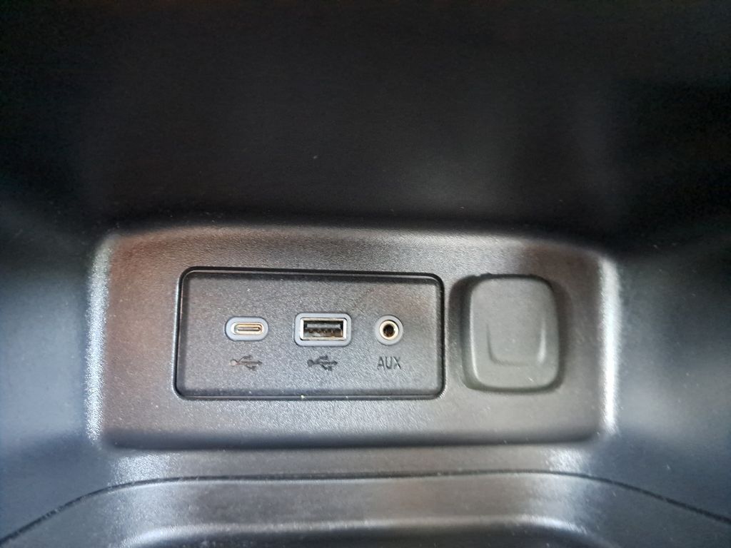 Used Car 2023 Chevrolet Equinox  Lt For Sale Under $25,000 In Austin, Texas