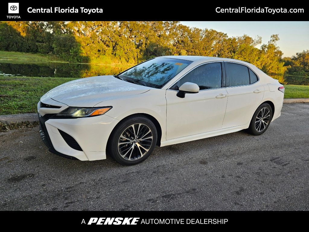 2018 Toyota Camry XLE -
                Orlando, FL