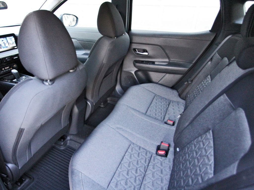 2026 Nissan Kicks SV - 10