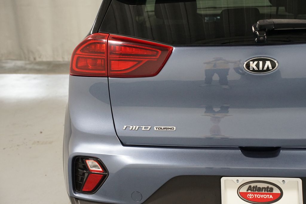 Thumbnail: 2020 Kia Niro - 10