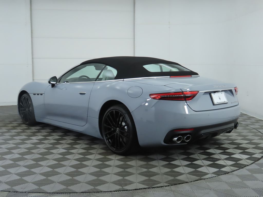 Thumbnail: 2025 Maserati GranCabrio - 15