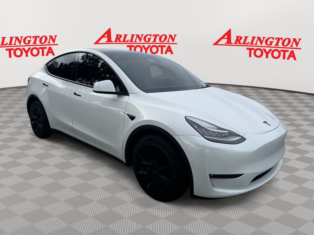 2021 Tesla Model Y Long Range's photo
