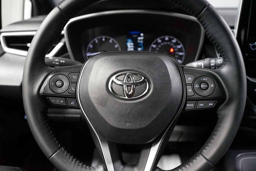 Thumbnail: 2023 Toyota Corolla - 12