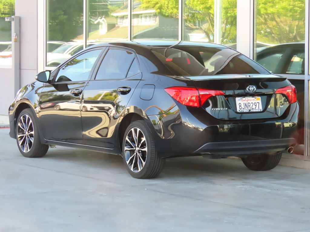 2018 Toyota Corolla SE 3