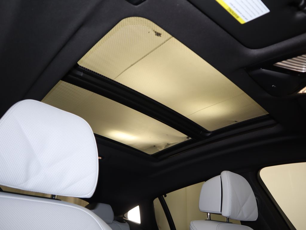 Thumbnail: 2026 BMW X6 - 19