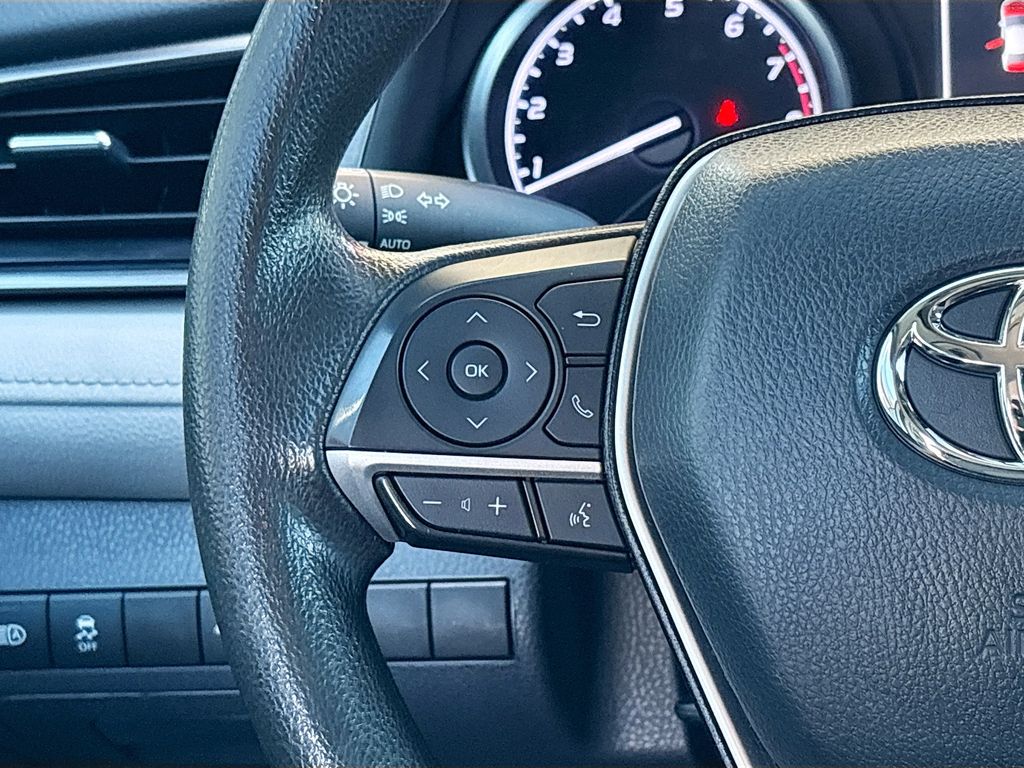 Thumbnail: 2023 Toyota Camry - 11