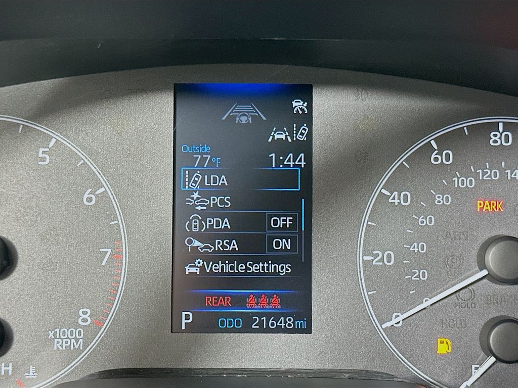 Thumbnail: 2025 Toyota Corolla - 12