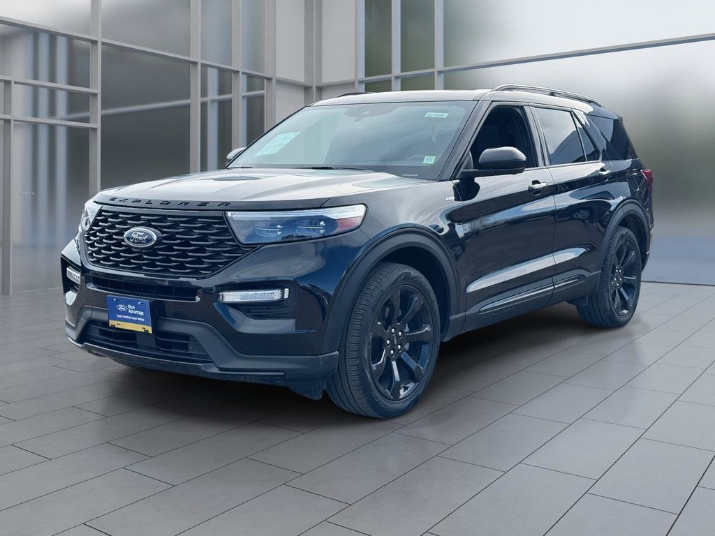 2023 Ford Explorer ST-Line AWD