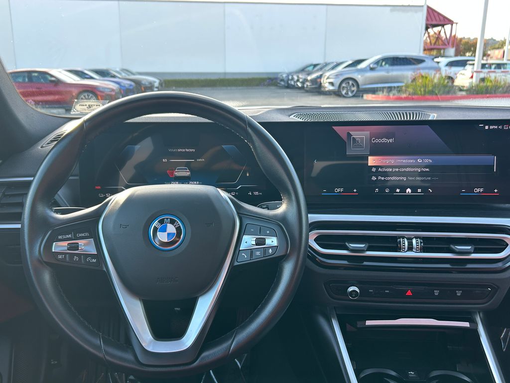 Thumbnail: 2024 BMW i4 - 17