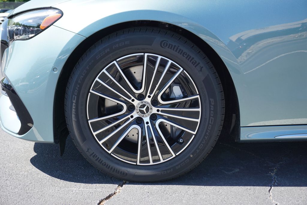 2025 Mercedes-Benz E-Class E 450 10