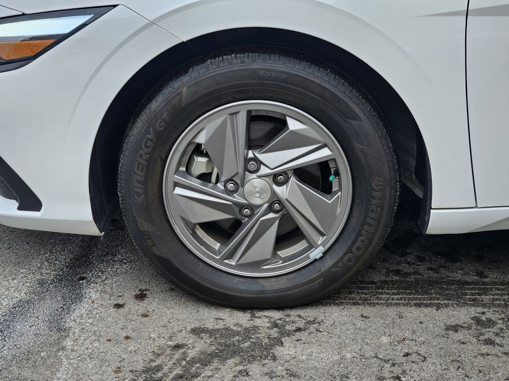 2025 Hyundai Elantra