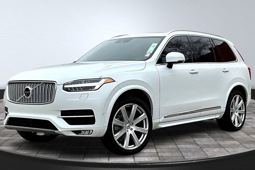 Crystal White 2018 Volvo XC90 T6 Inscription AWD SUV / Crossover All-Wheel Drive Automatic