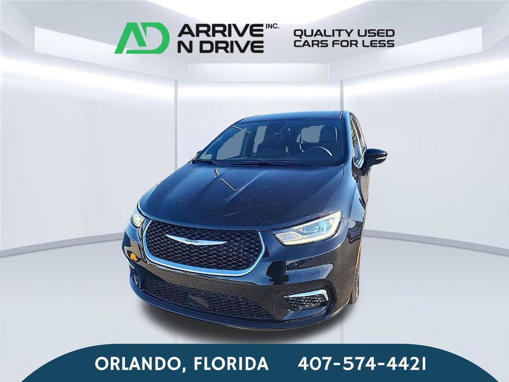 Diamond Black Crystal Pearlcoat 2025 Chrysler Pacifica Minivan Front-Wheel Drive 9-Speed Automatic