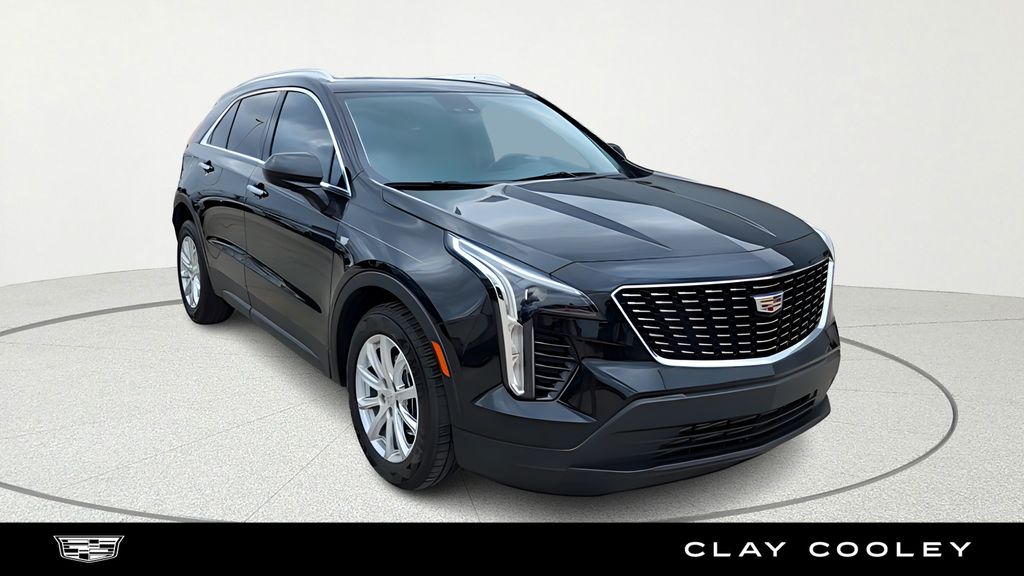 Stellar Black Metallic 2023 Cadillac XT4 Luxury FWD SUV / Crossover Front-Wheel Drive 9-Speed Automatic