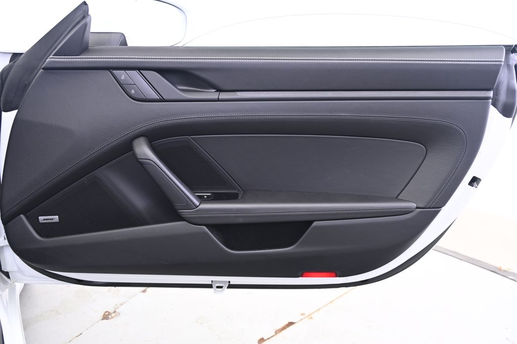 Thumbnail: 2022 Porsche 911 - 19