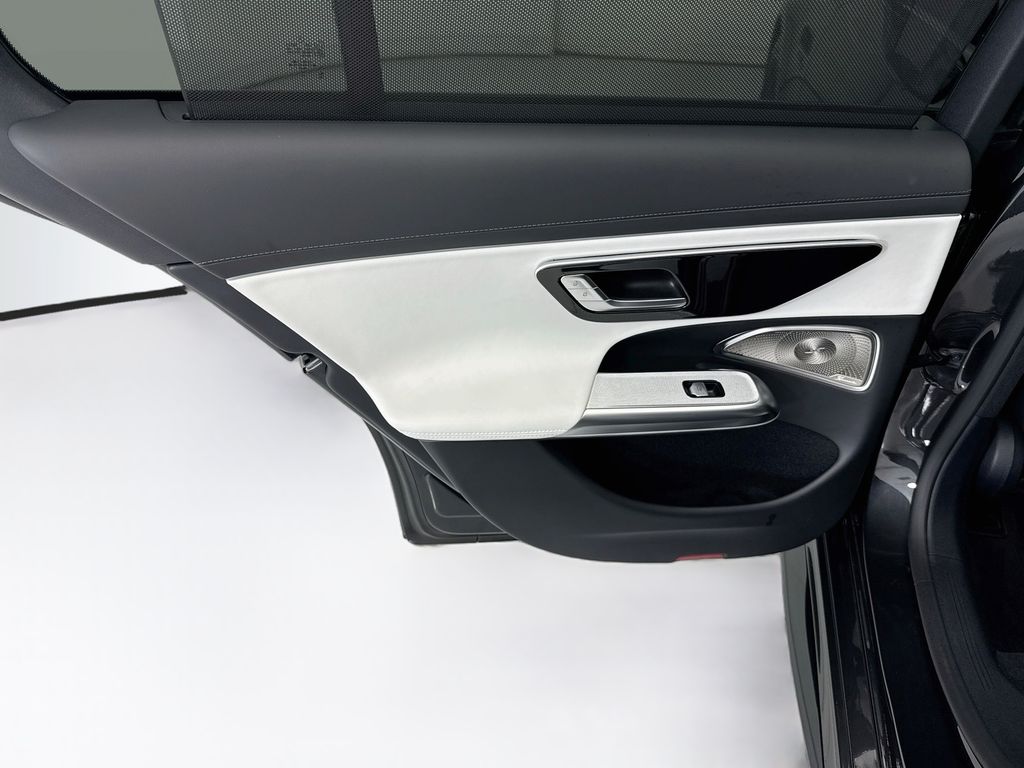 Thumbnail: 2026 Mercedes-Benz E-Class - 25
