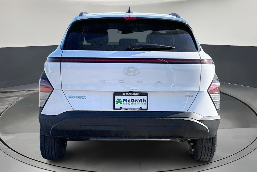 New 2026 White Hyundai SEL Sport image 4