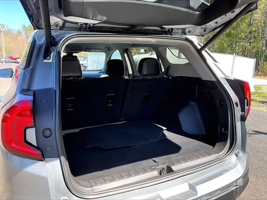 2023 GMC Terrain — photo 24