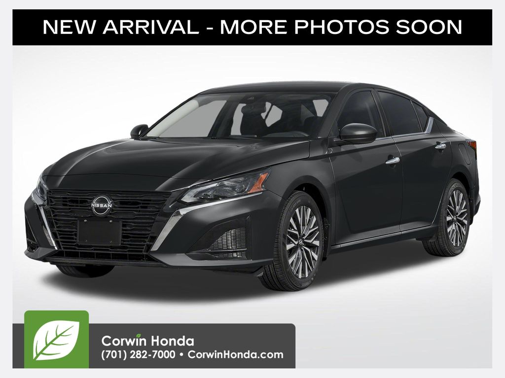 Super Black 2025 Nissan Altima Sedan All-Wheel Drive Continuously Variable Transmission